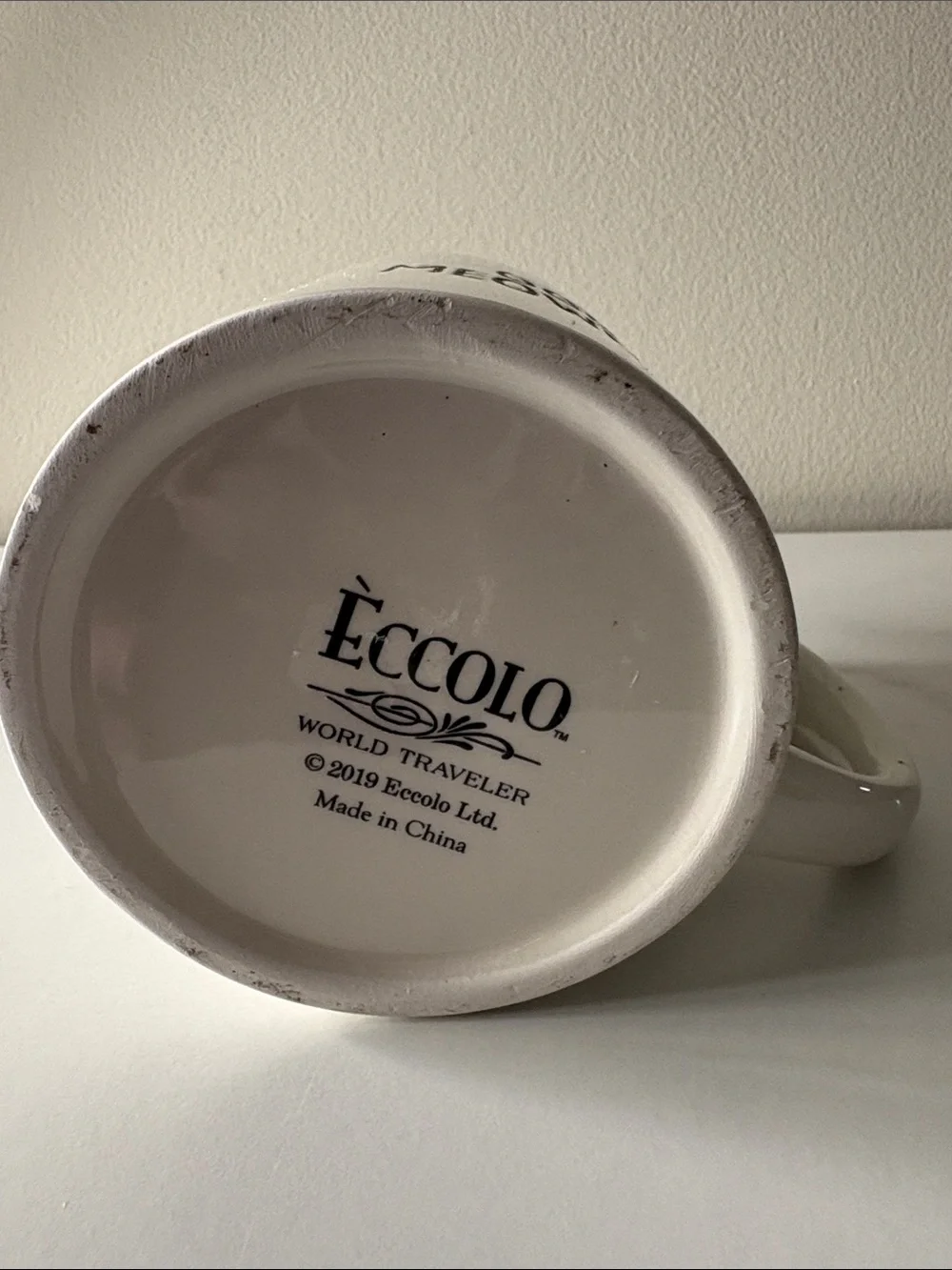 Eccolo White Ceramic Mug with Gray Cat Accent and 'Good Meowning' Text